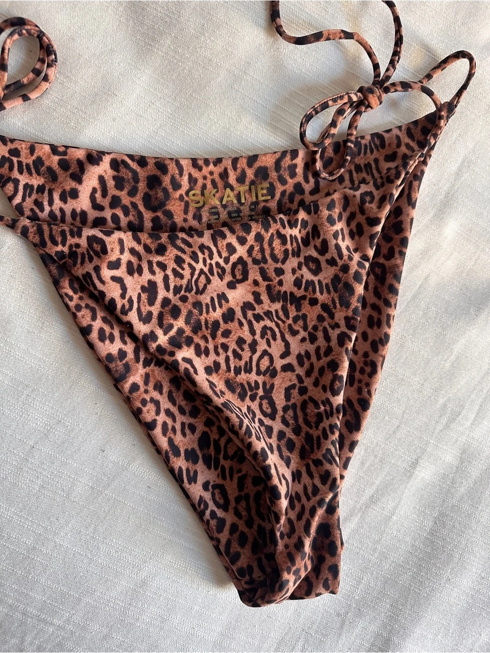 SKATIE Leopard Print Tie-Adjustable Bikini Top L - Bottom M NWOT - Picture 9 of 13